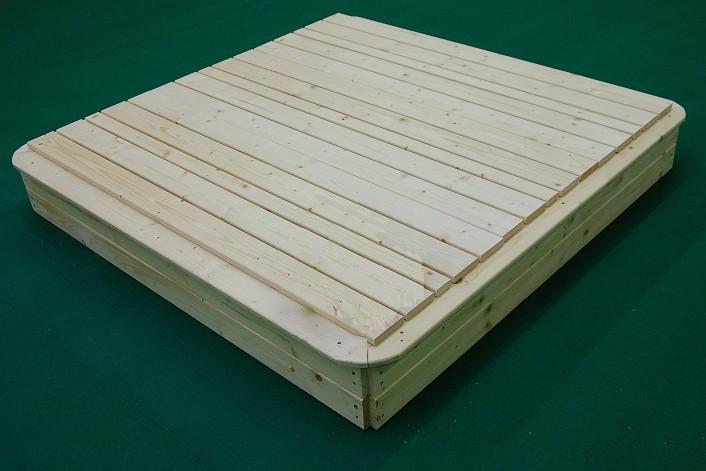 Drevené pieskovisko s krytom 150 x 150 4 Drevené pieskovisko s krytom 150 x 150 4