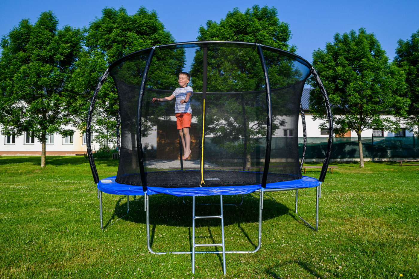 Trampolína G21 SpaceJump, 366 cm, modrá, s ochrannou sieťou + schodíky zadarmo 6 Trampolína G21 SpaceJump, 366 cm, modrá, s ochrannou sieťou + schodíky zadarmo 6